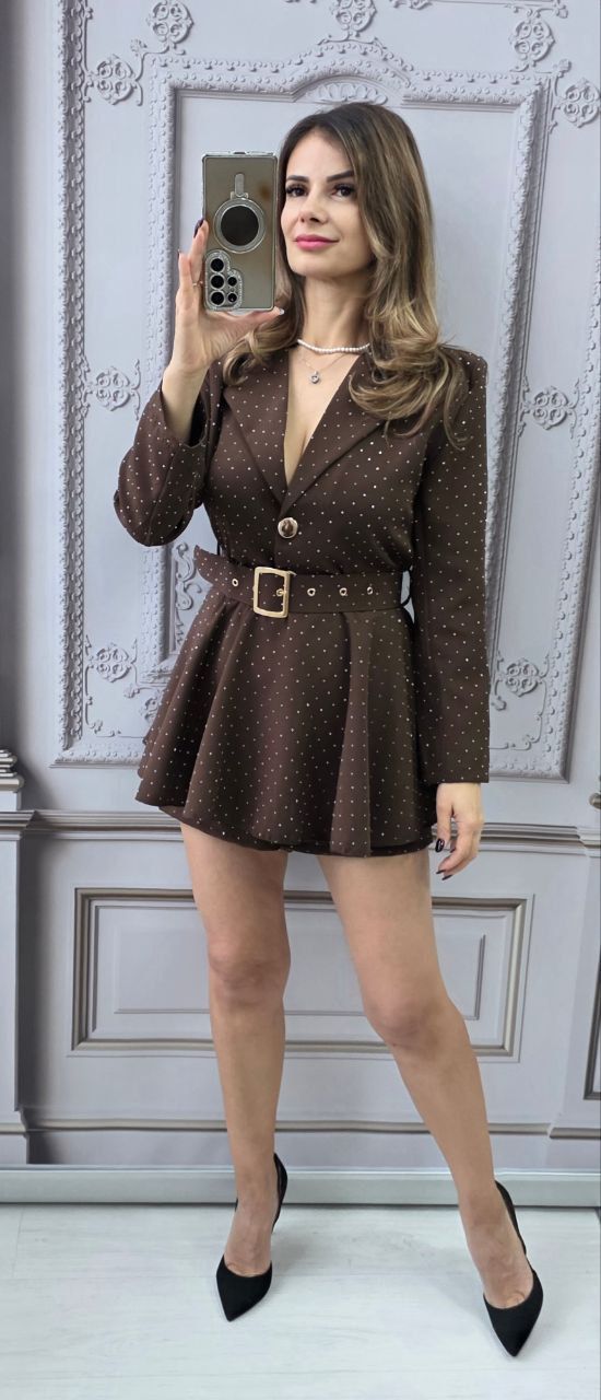 Salopetă cu pantaloni scurți Scarlet