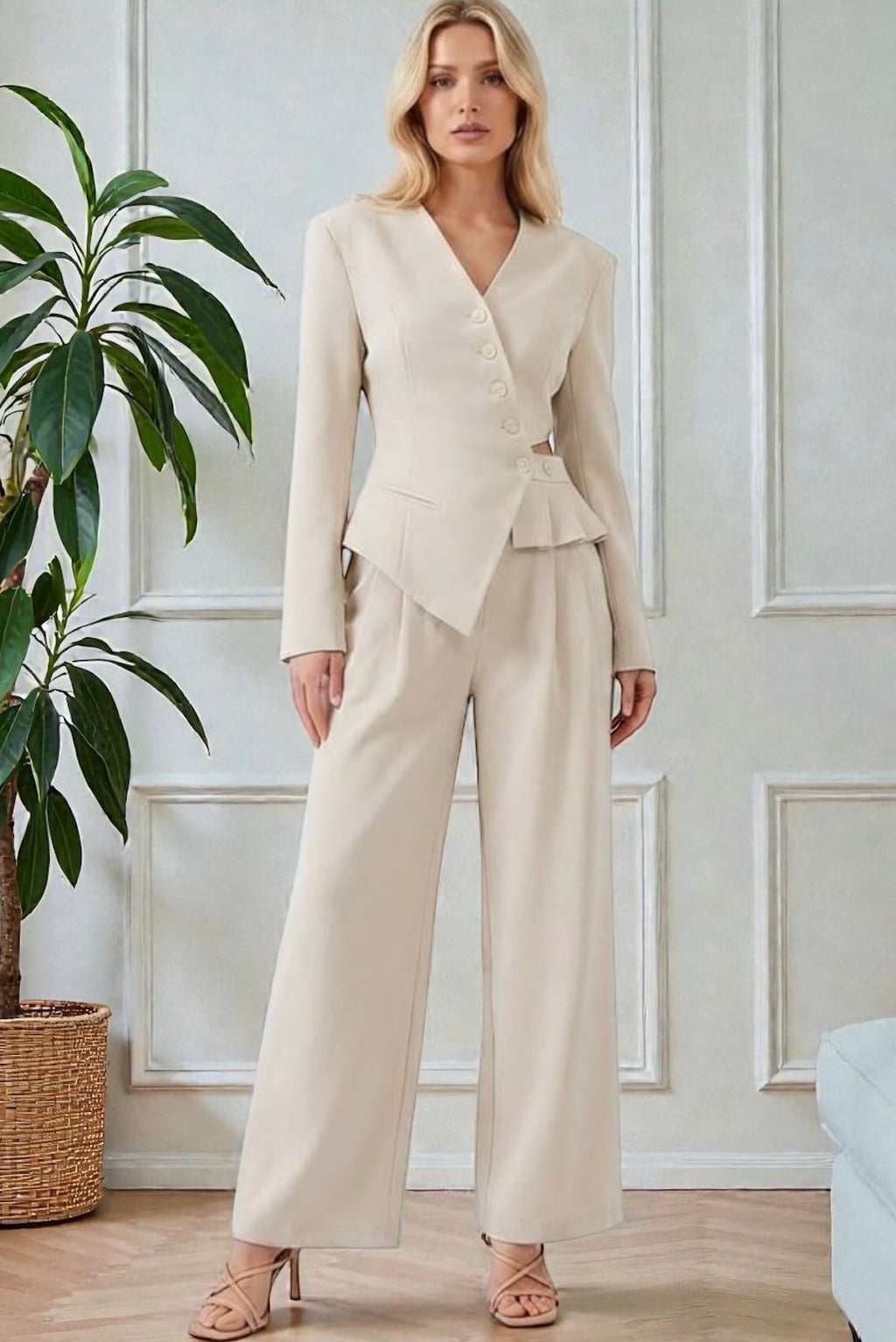 Costum elegant Teresa