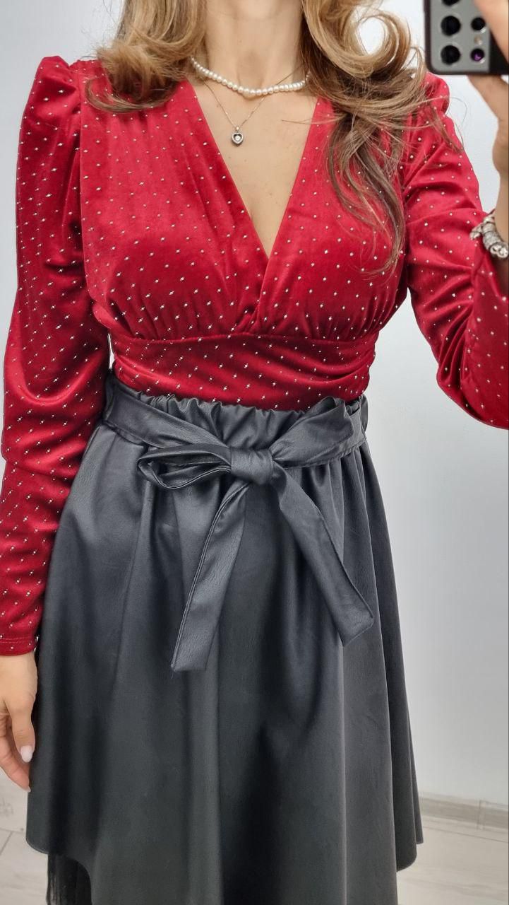Body de catifea cu pietricele Brielle