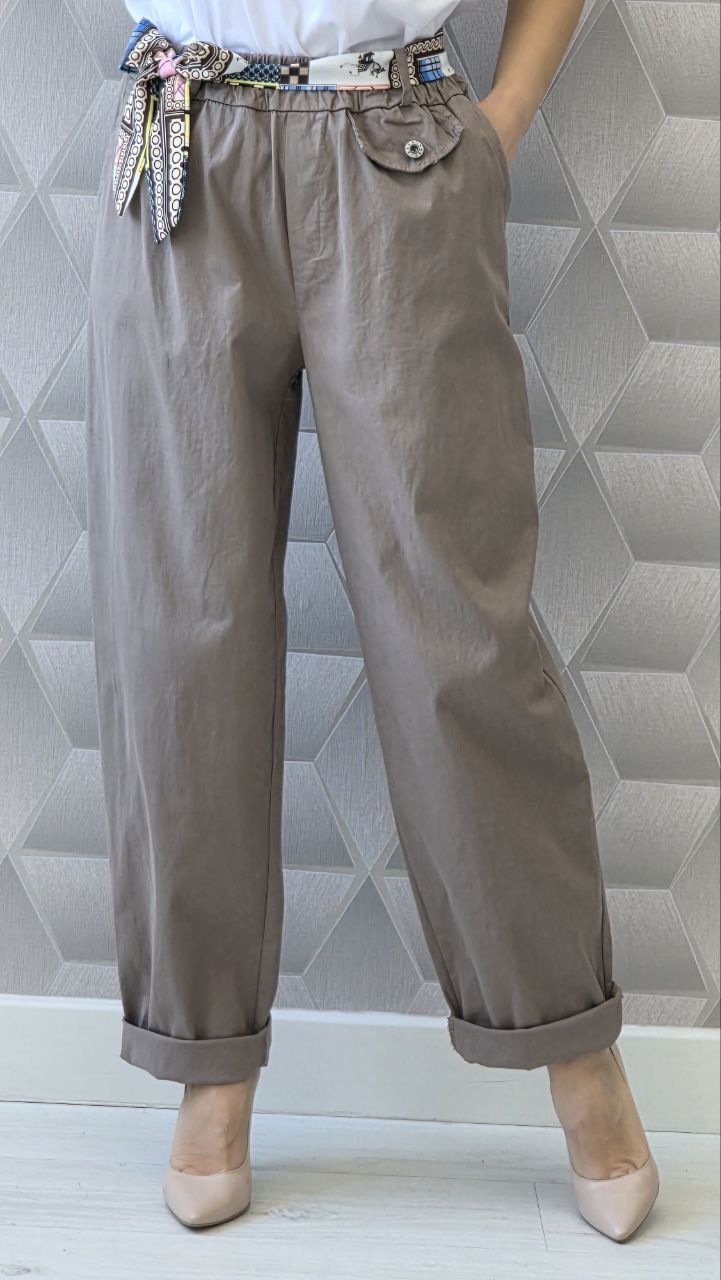 Pantaloni din bumbac cu esarfa inclusa