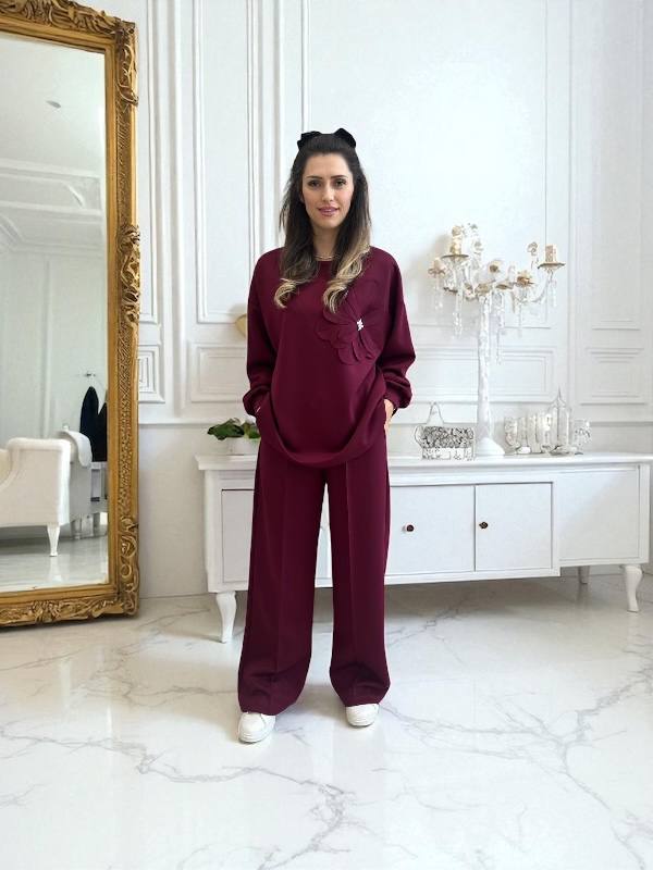 Compleu din vascoza cu floare