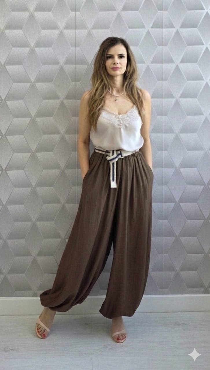 Pantaloni largi din vascoza Monique