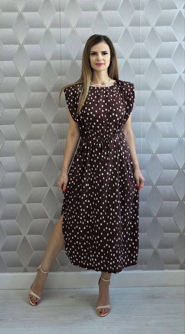 Rochie cu buline si pliseuri
